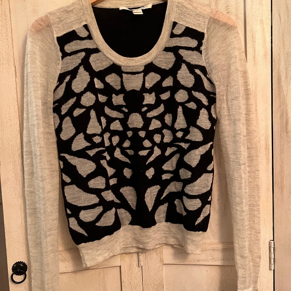 Gorgeous Dian von Furstenberg sweater